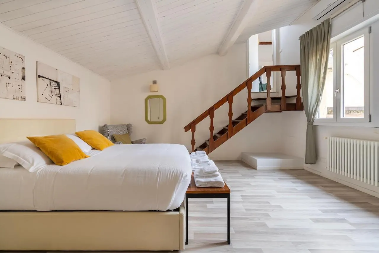 Apartment House On The Roof - Florence Dolce Vita